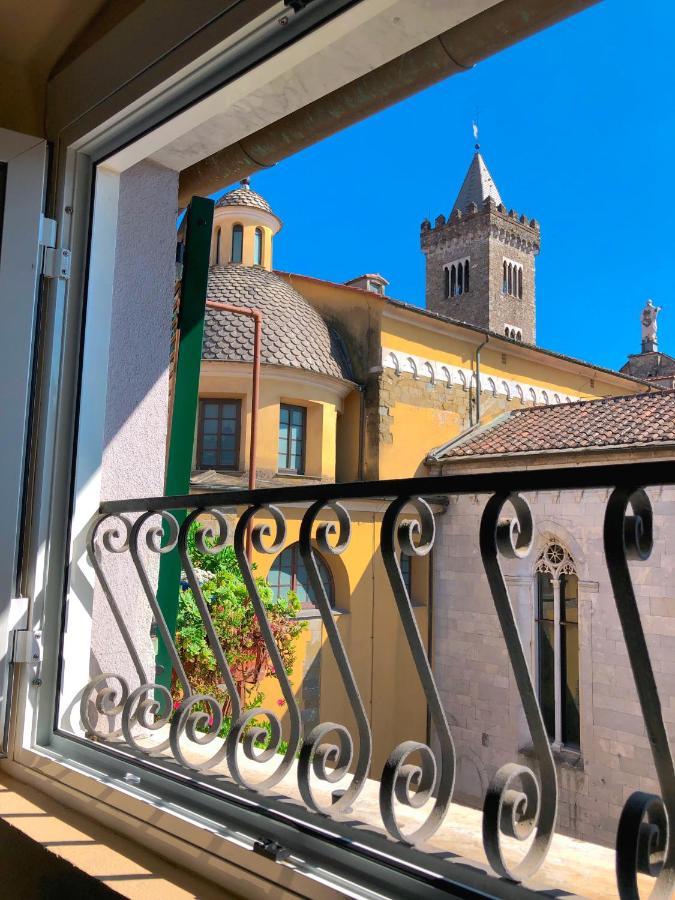 Affittacamere In Piazzetta Sarzana Bagian luar foto
